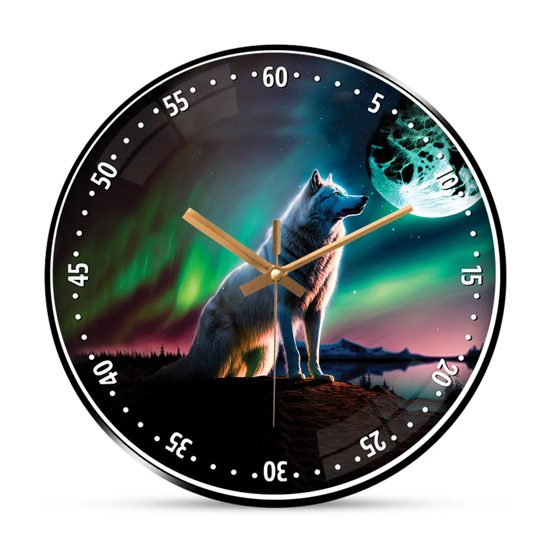 Alone-wolf wall clock