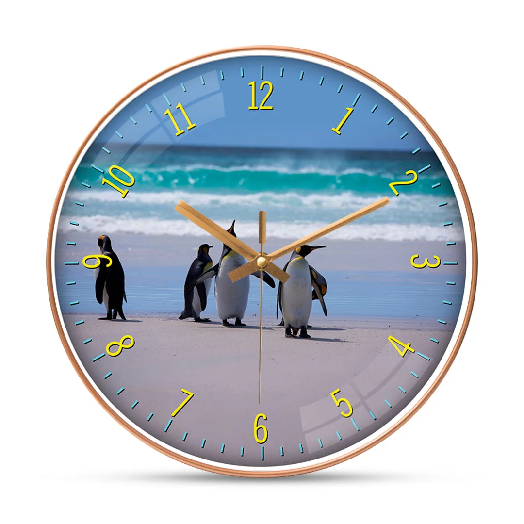 Amusing penguin wall clock