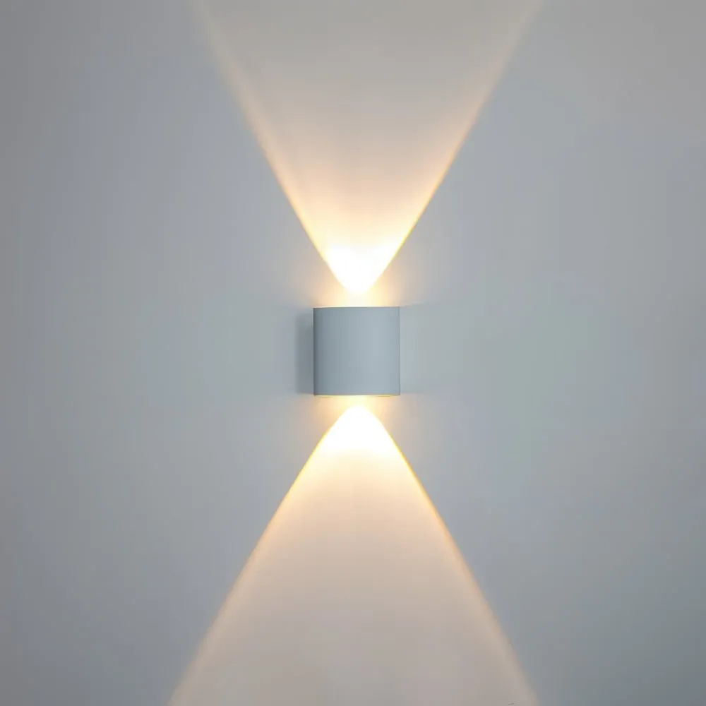 Avivah Wall Lamp