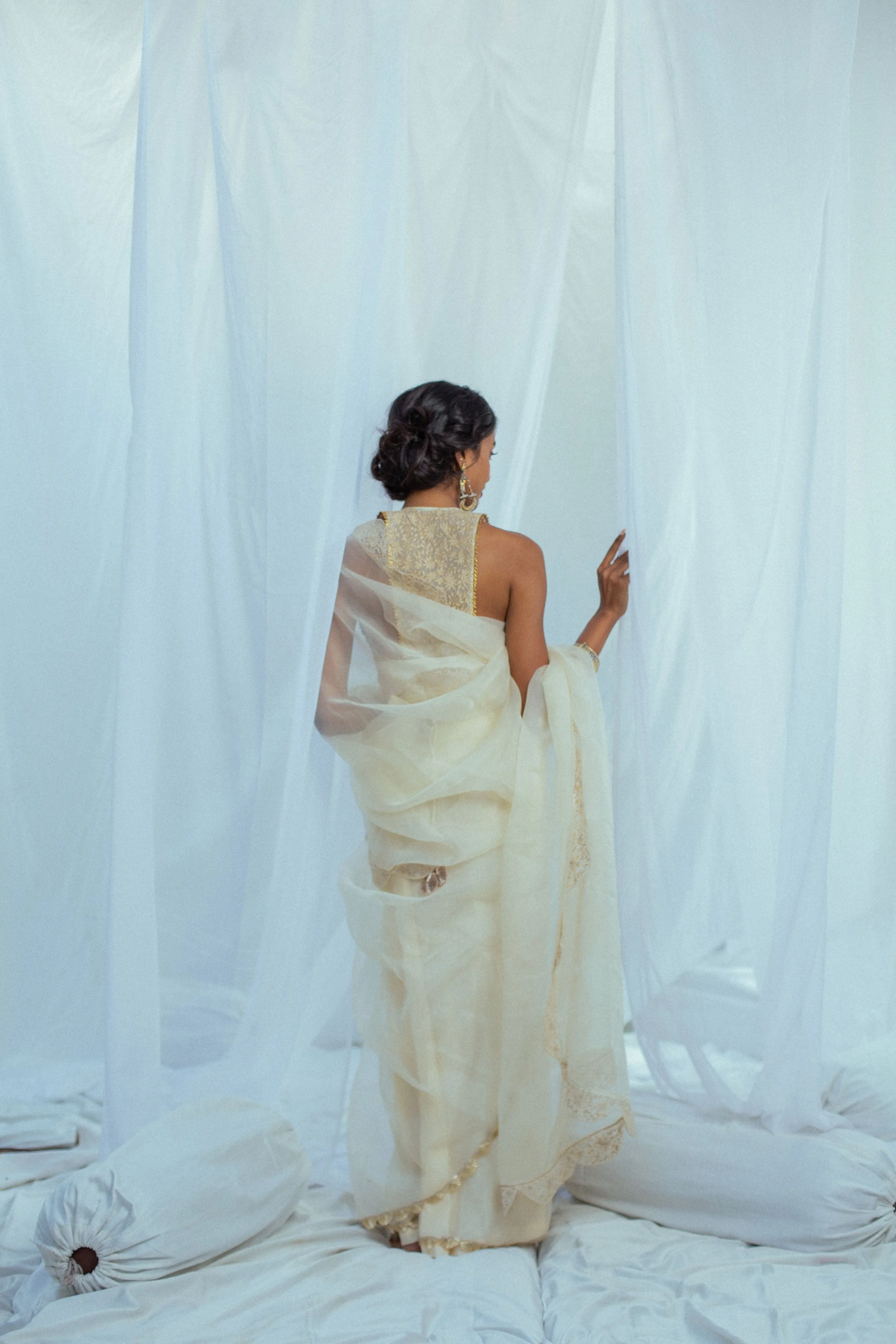 Bairavi Jasmine Saree