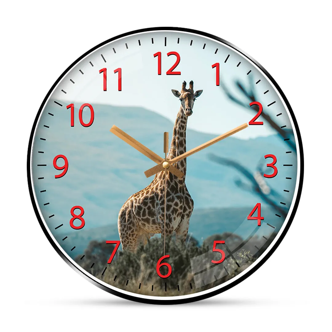 Beautiful giraffe wall clock