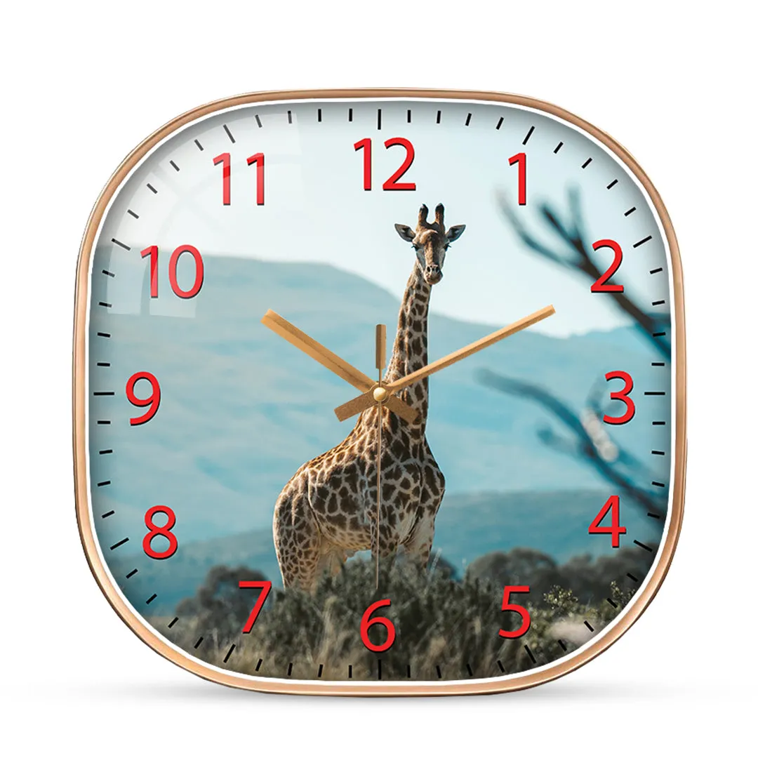 Beautiful giraffe wall clock