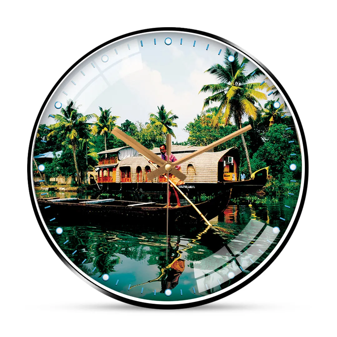 Beauty of kerala wall clock