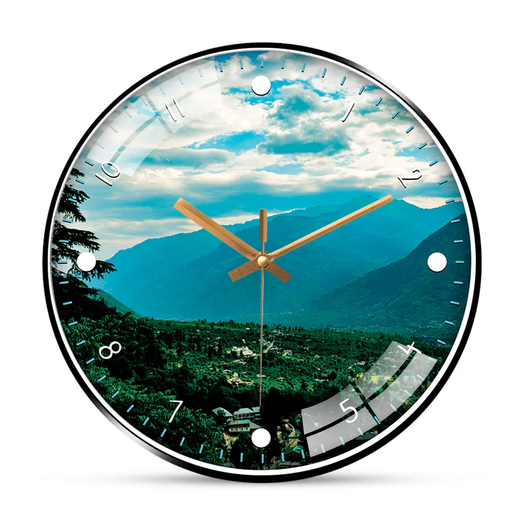 Beauty of manali wall clock