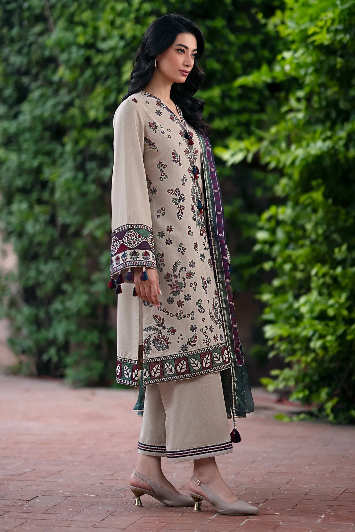 EMBROIDERED KHADDAR UW-0059