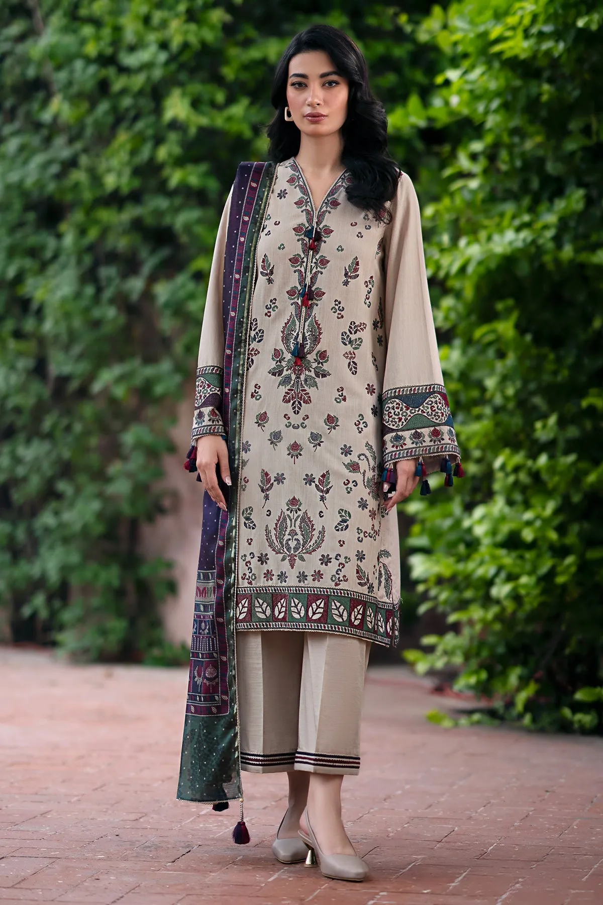 EMBROIDERED KHADDAR UW-0059