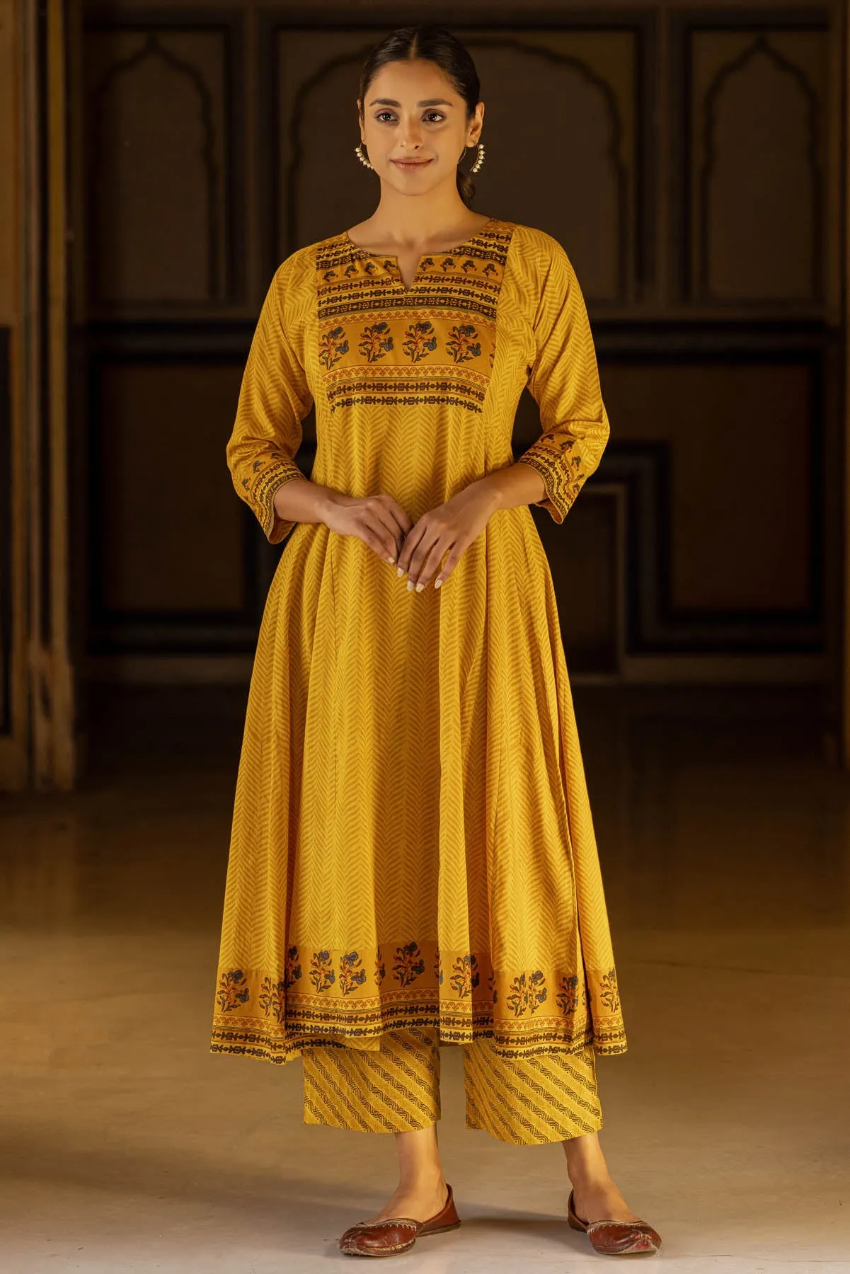 Mohari Kalidar Kurta