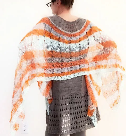 Neuf poncho knit kits, 40% off