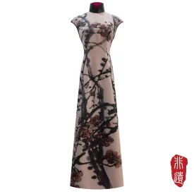 SPARKLE COLLECTION x HKMoA【PLUM BLOSSOMS】Masterpiece Collection Haute Couture 100% Silk Cheongsam (Cap Sleeve) (紅梅圖) (吳昌碩)