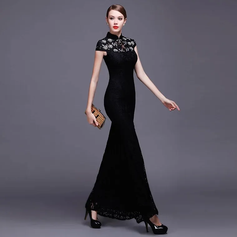 The Hensla Cheongsam Mandarin Collar Red/White/Black Gown